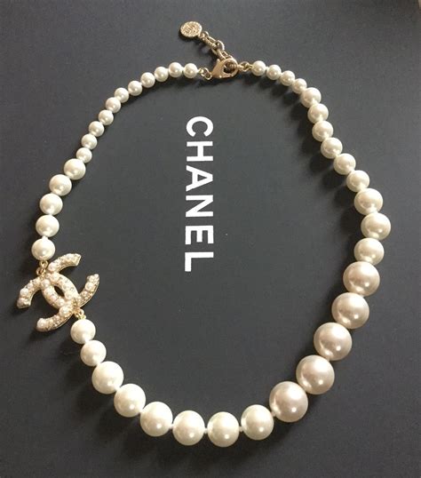 chanel short glass pearl necklace|pre owned Chanel pearl necklace.